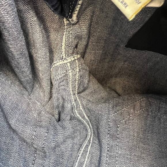 Miss Me Women's Easy Capri Size 27 (4) Embellished Cheetah Print Sequins Denim - Picture 9 of 16